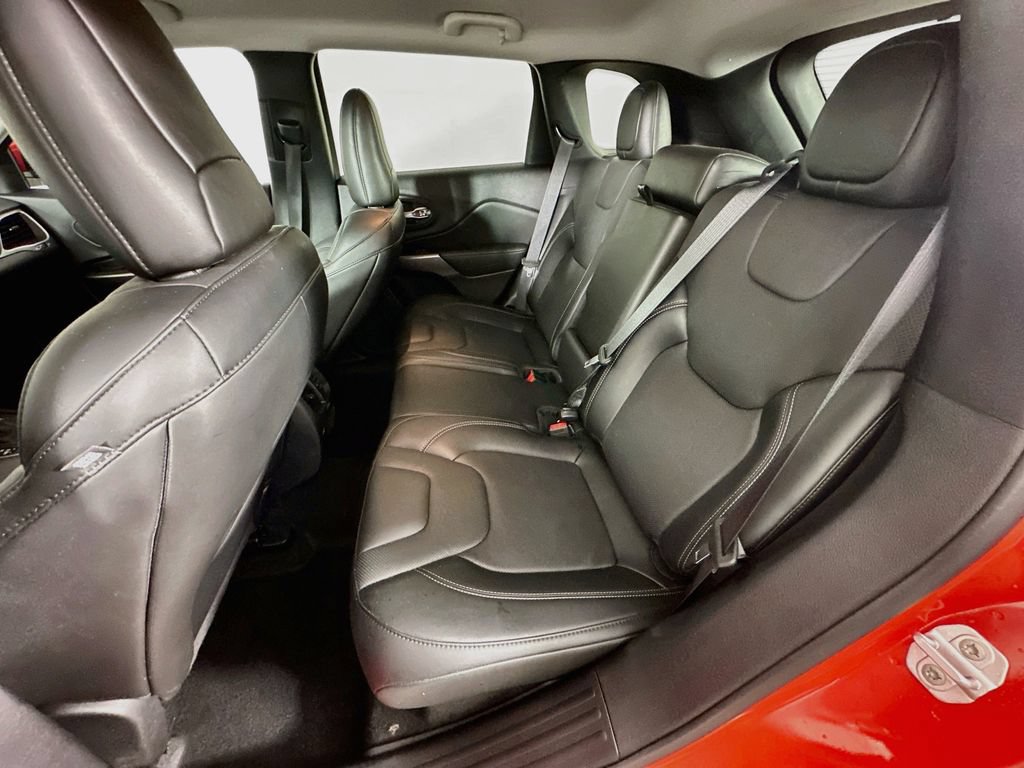 Used 2021 Jeep Cherokee Latitude Lux AWD/4WD image 31