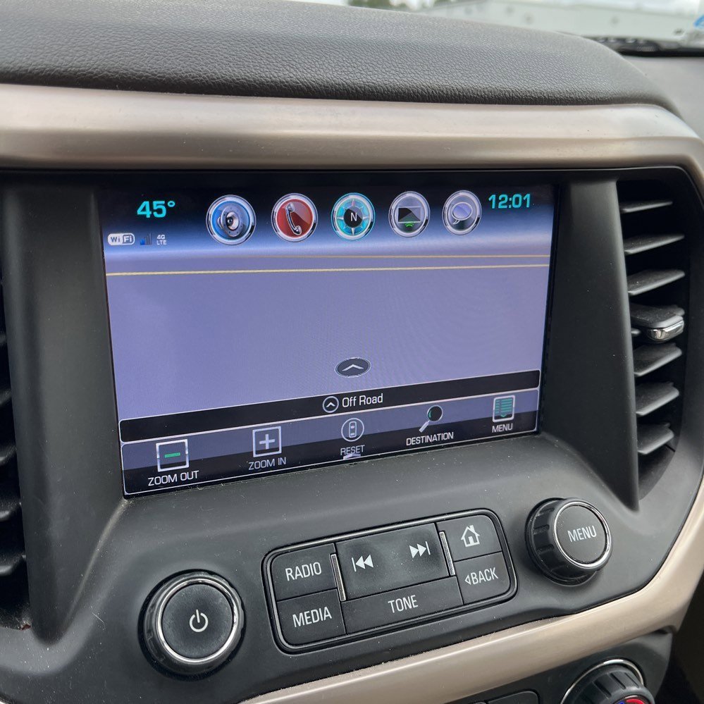 Used 2018 GMC Acadia Denali image 17