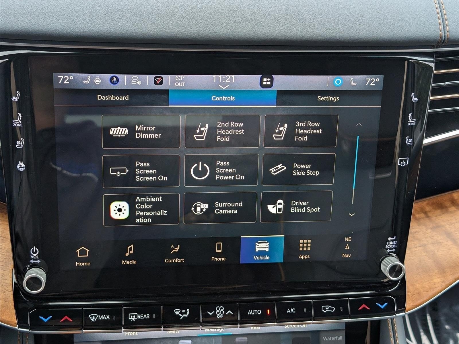 Used 2024 Jeep Grand Wagoneer Series III w/ Rear Seat Video Group 1 AWD/4WD image 40