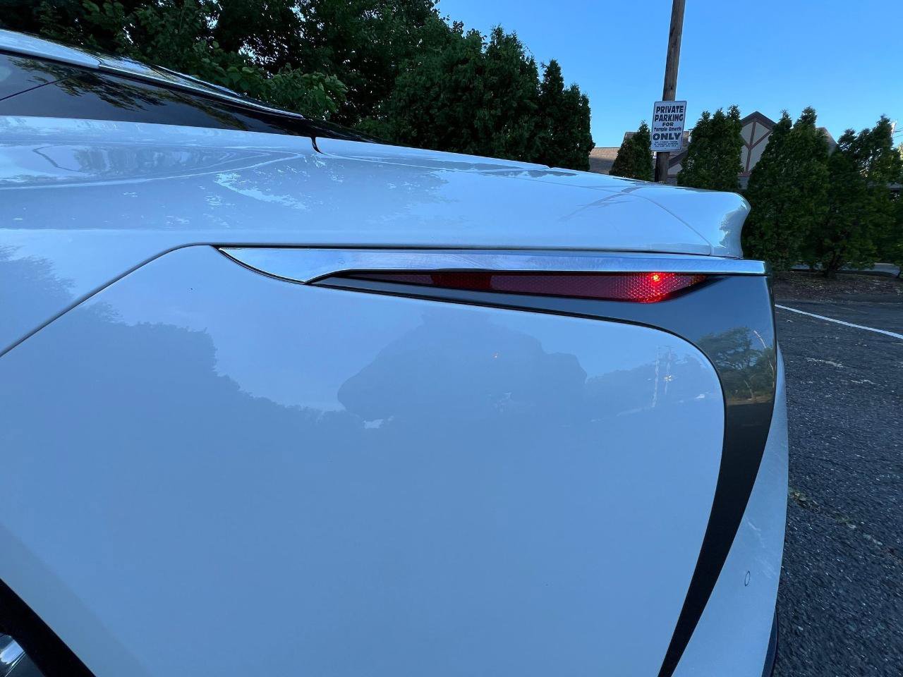 Used 2021 Lexus LC 500 Coupe w/ Performance Package RWD image 12