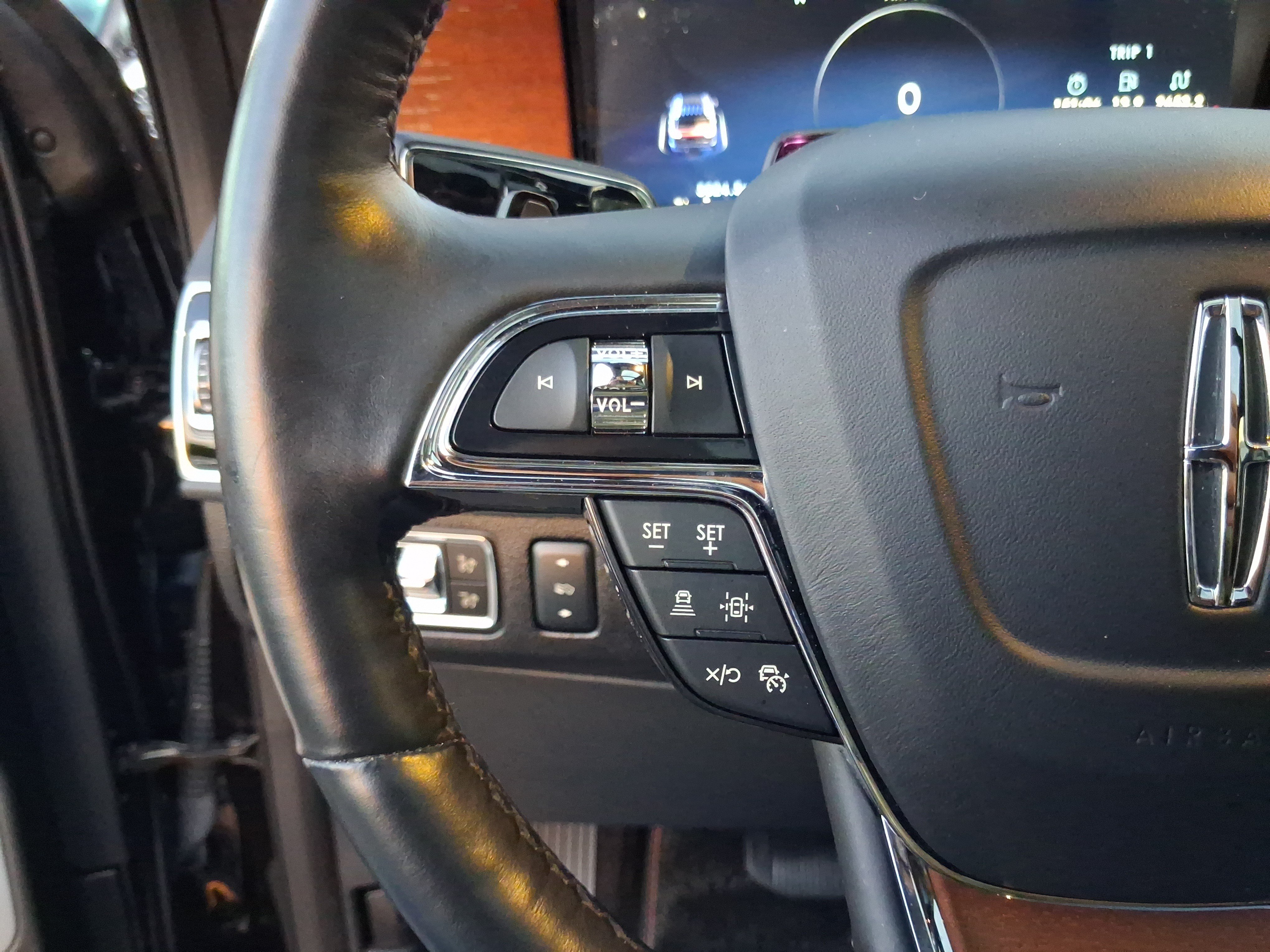 Used 2024 Lincoln Navigator L Black Label AWD/4WD image 18