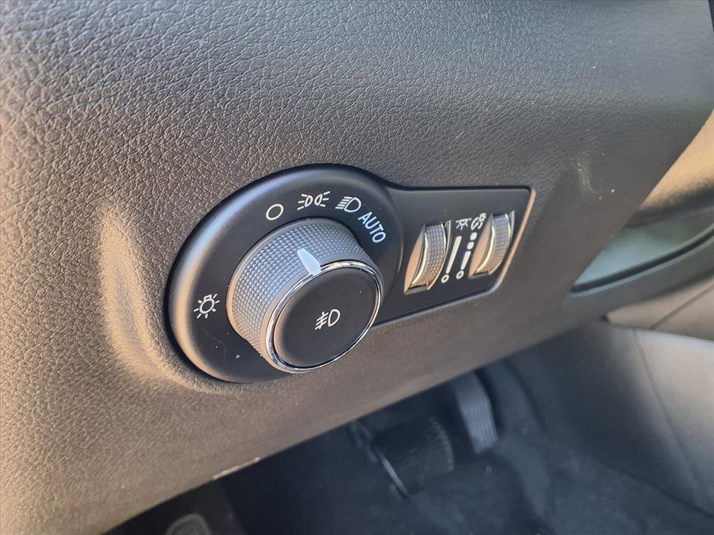 New 2026 Jeep Compass Altitude image 11