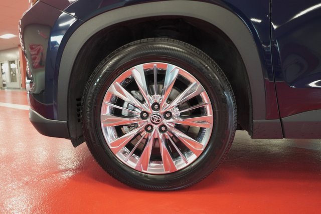 Used 2024 Toyota Grand Highlander Platinum image 47