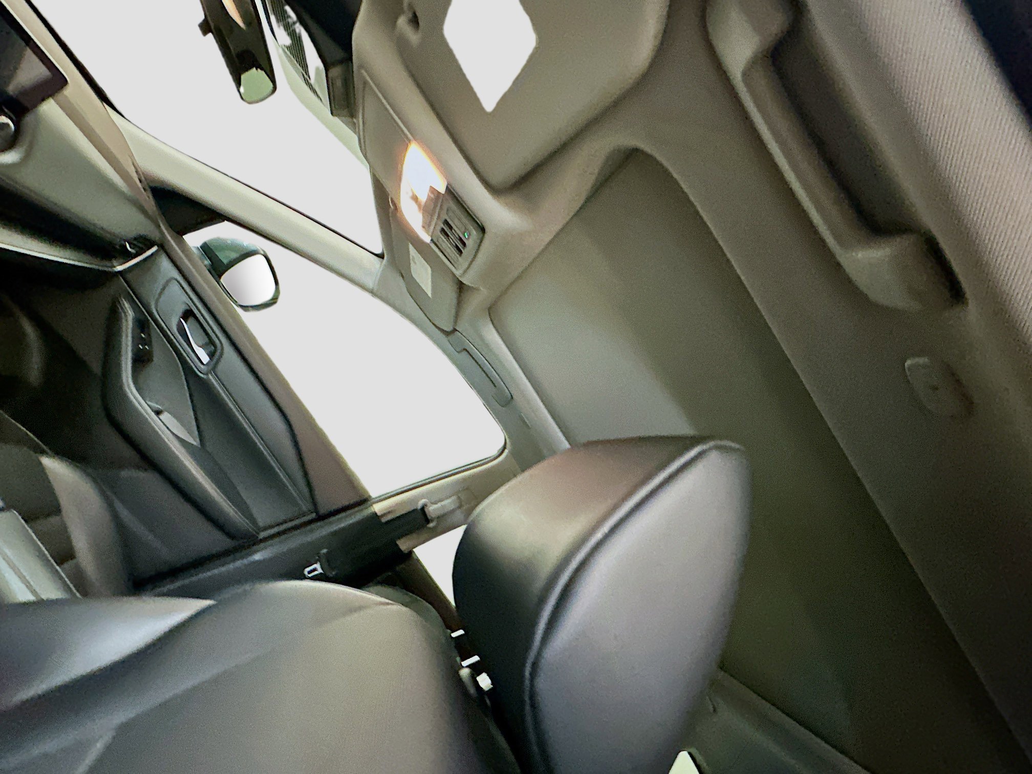 Used 2023 Nissan Rogue SV w/ SV Premium Package image 26