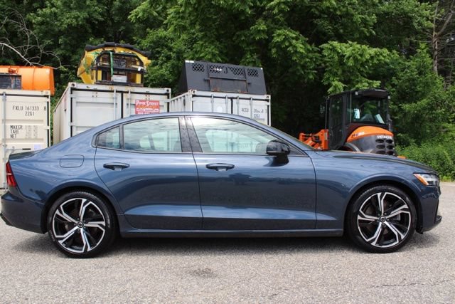 Certified 2024 Volvo S60 B5 Plus w/ Climate Package AWD/4WD image 11
