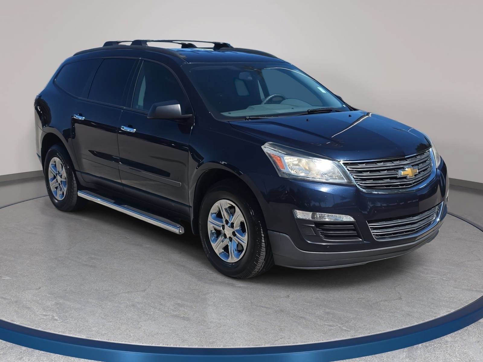 Used 2015 Chevrolet Traverse LS FWD image 3