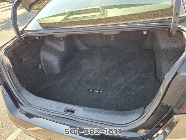 Used 2025 Nissan Altima 2.5 SV FWD image 14