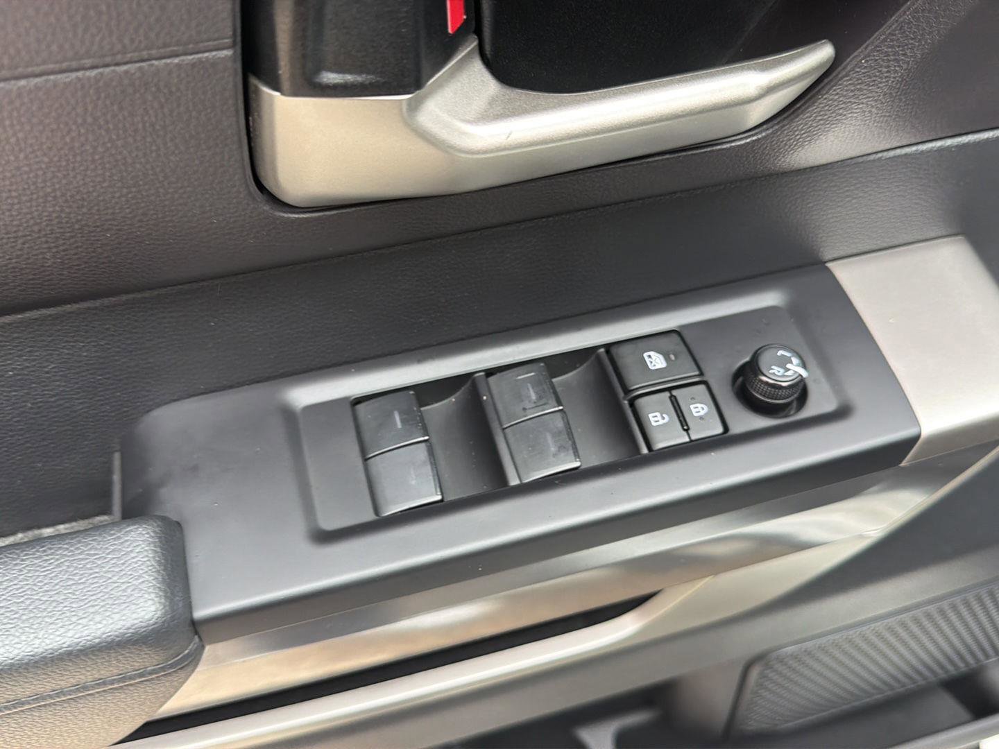 Used 2023 Toyota Tundra SR5 AWD/4WD image 18