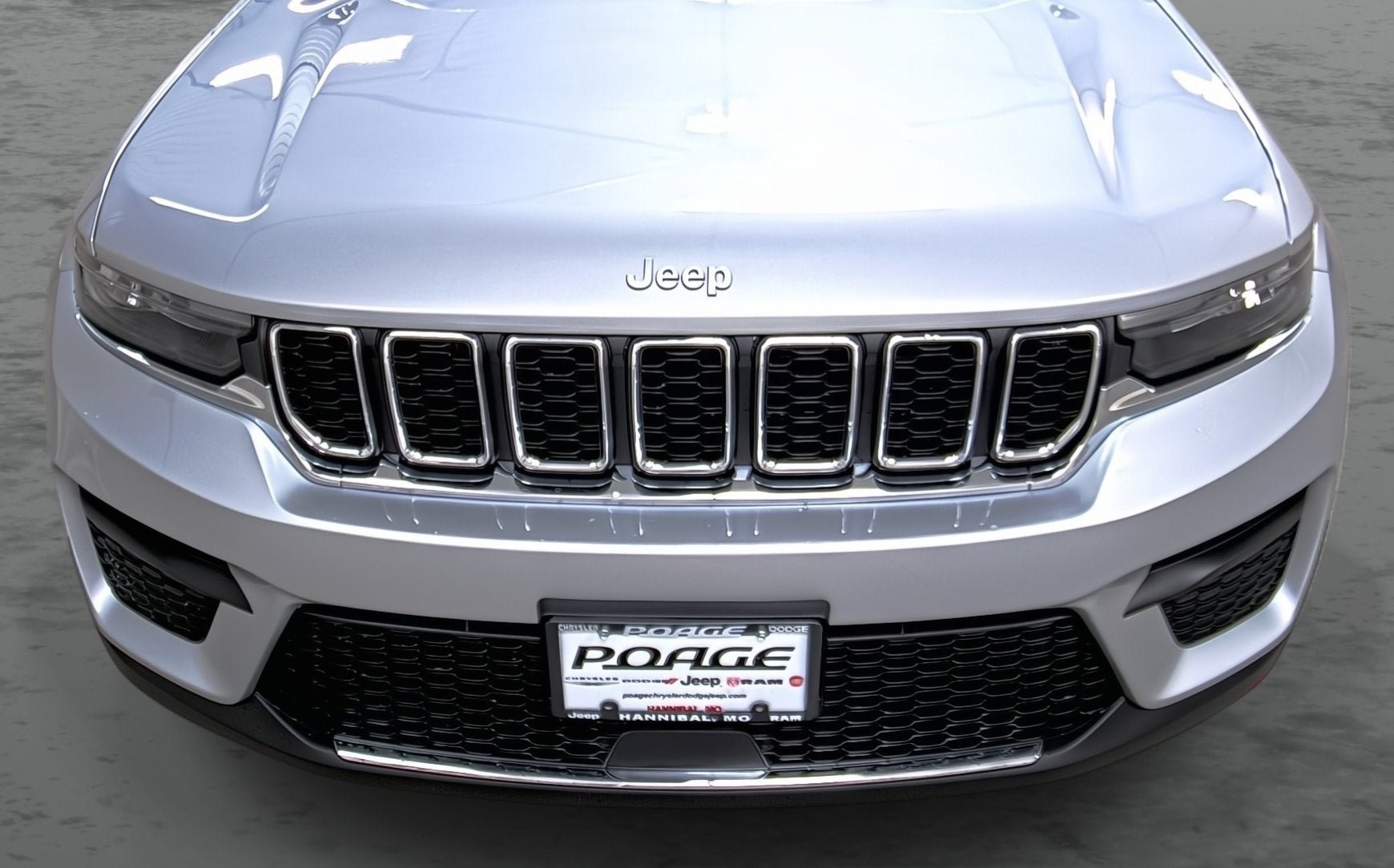 New 2026 Jeep Grand Cherokee Laredo X AWD/4WD image 16