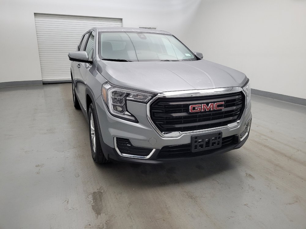 Used 2023 GMC Terrain SLE FWD image 14
