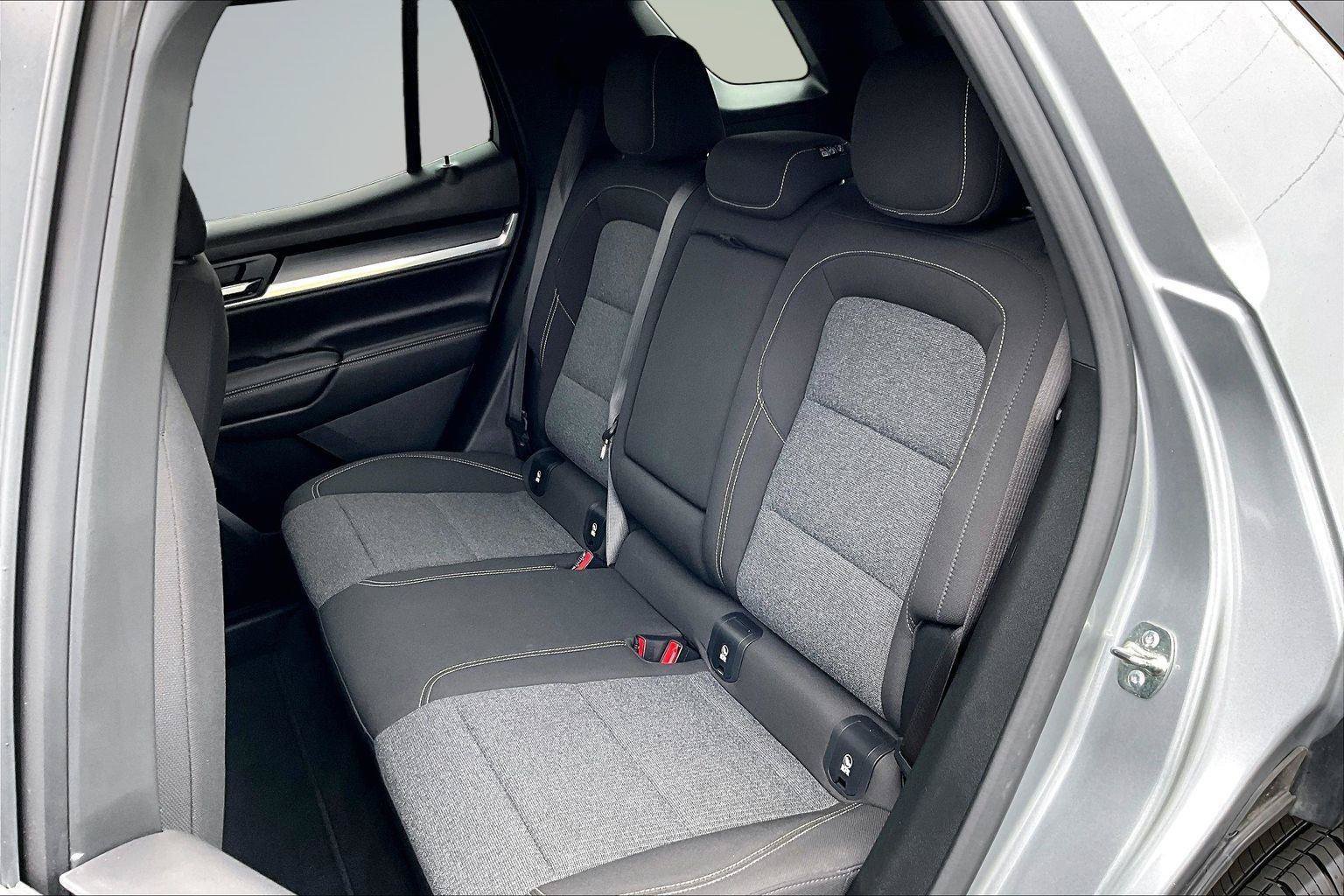 Used 2025 GMC Terrain Elevation AWD/4WD image 27