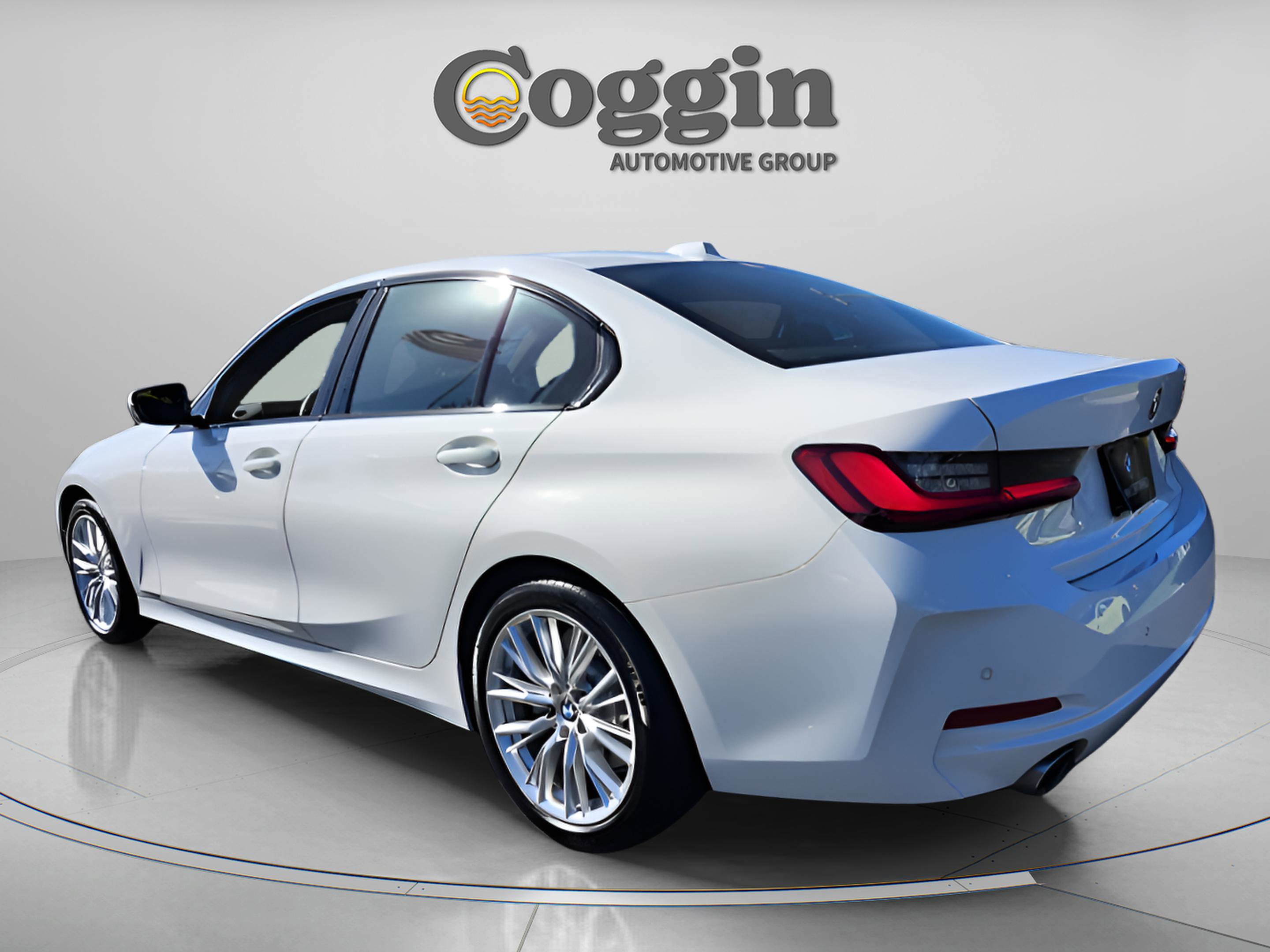 Certified 2023 BMW 330i Sedan w/ Driving Assistance Package image 3