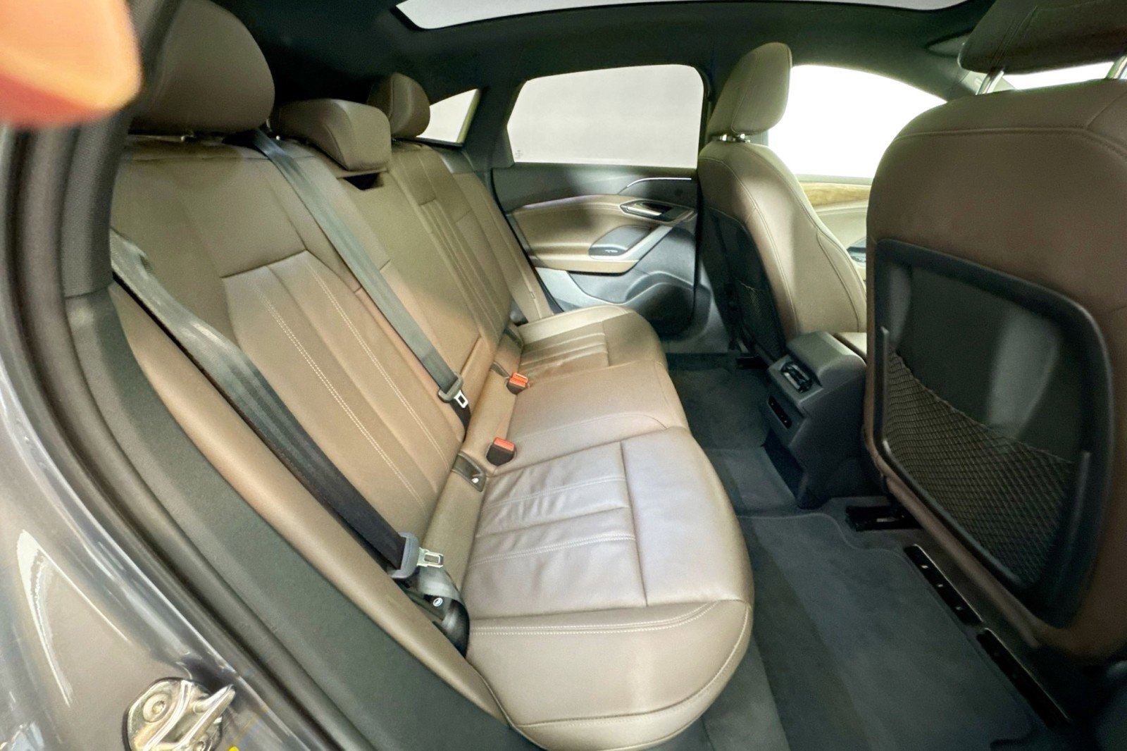 Used 2025 Audi A6 e-tron Premium w/ Convenience Package image 25