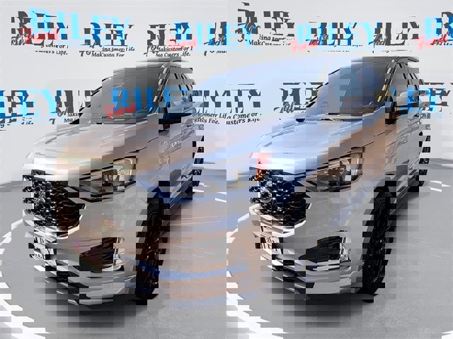 Certified 2022 Ford Edge ST-Line w/ Class II Trailer Tow Package