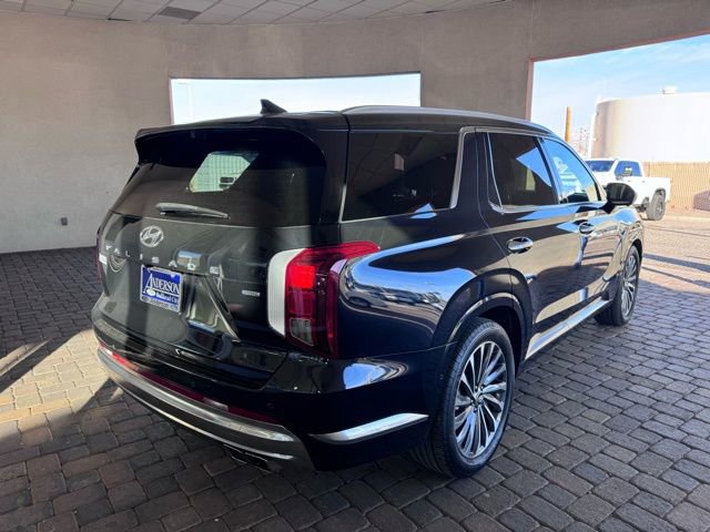 Used 2024 Hyundai Palisade Calligraphy image 6