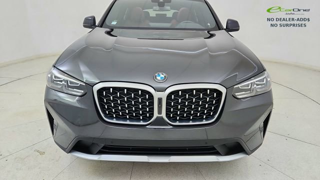 Used 2025 BMW X4 xDrive30i AWD/4WD image 9