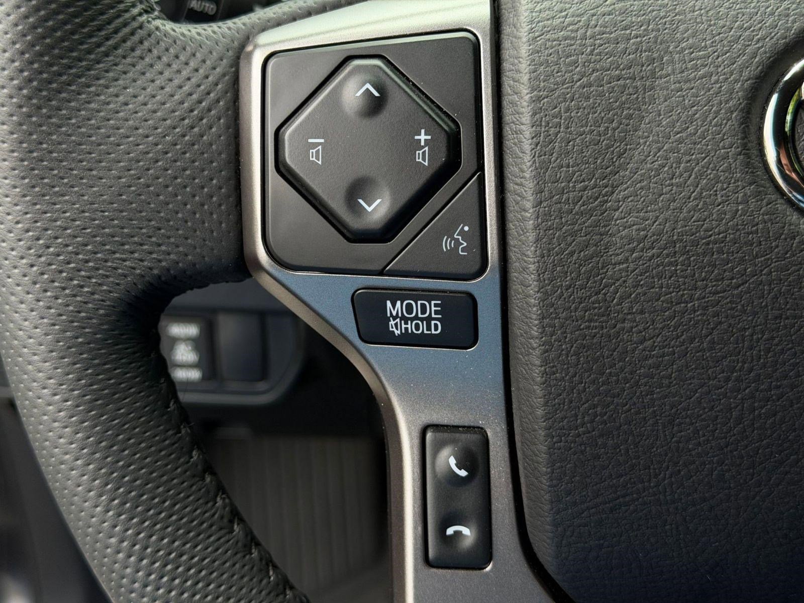 Used 2021 Toyota Tacoma Limited AWD/4WD image 16