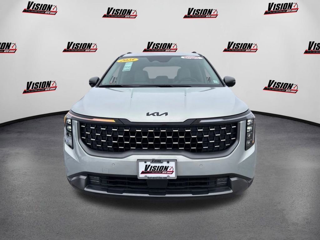 New 2025 Kia Carnival SX Prestige video 2