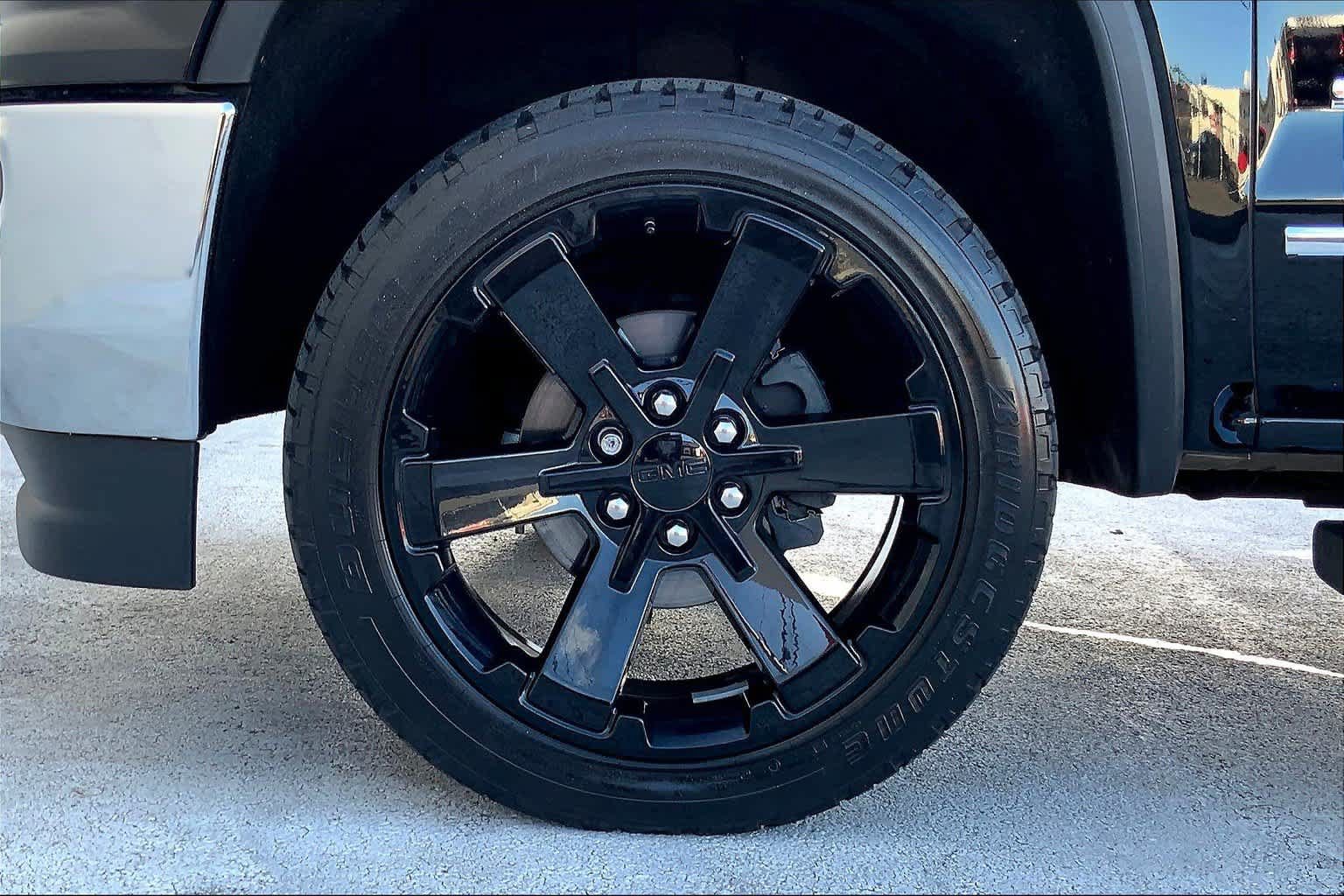 Used 2018 GMC Sierra 1500 SLT w/ Enhanced Driver Alert Package RWD image 8