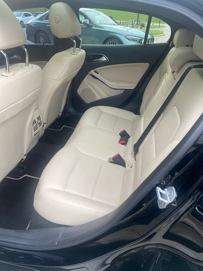 Used 2018 Mercedes-Benz GLA 250 image 8