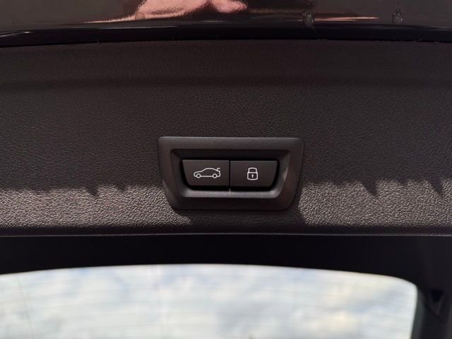 New 2026 BMW X6 M60i image 11