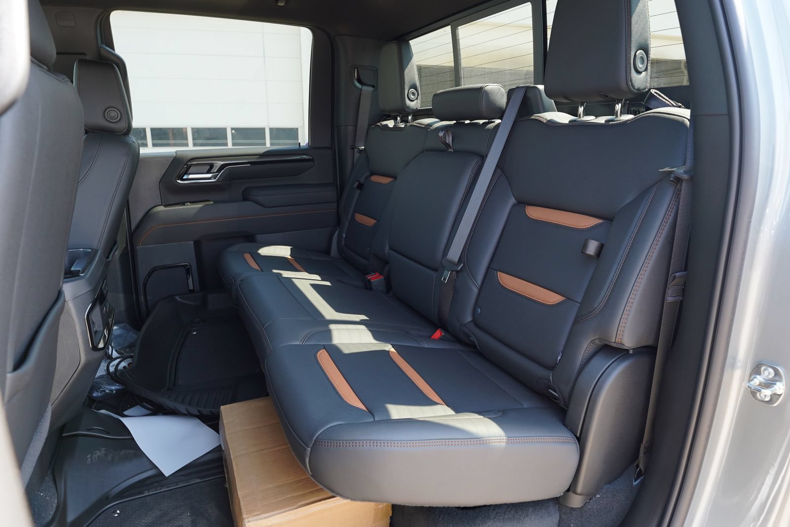 New 2026 GMC Sierra 2500 AT4 w/ AT4 Premium Plus Package AWD/4WD image 20