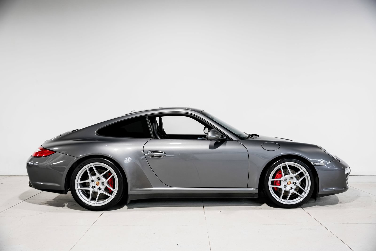 Used 2009 Porsche 911 Carrera 4S AWD/4WD image 2