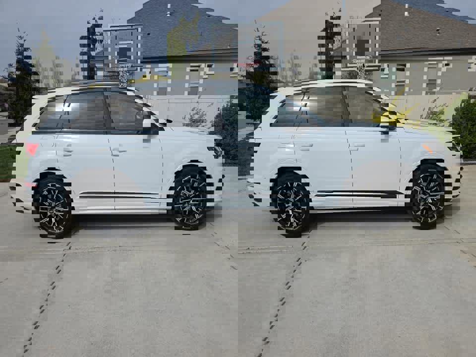 Used 2023 Audi Q7 3.0T Prestige w/ Prestige Package image 7