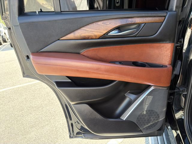 Used 2016 Cadillac Escalade Premium image 22