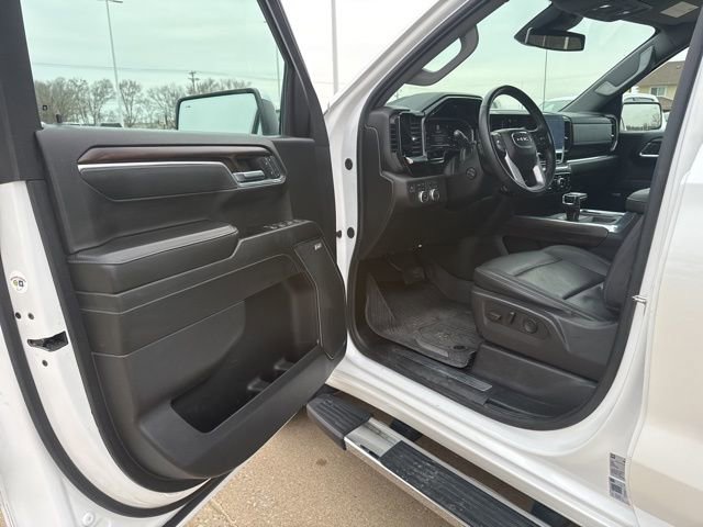 Used 2024 GMC Sierra 1500 SLT w/ SLT Premium Plus Package image 12