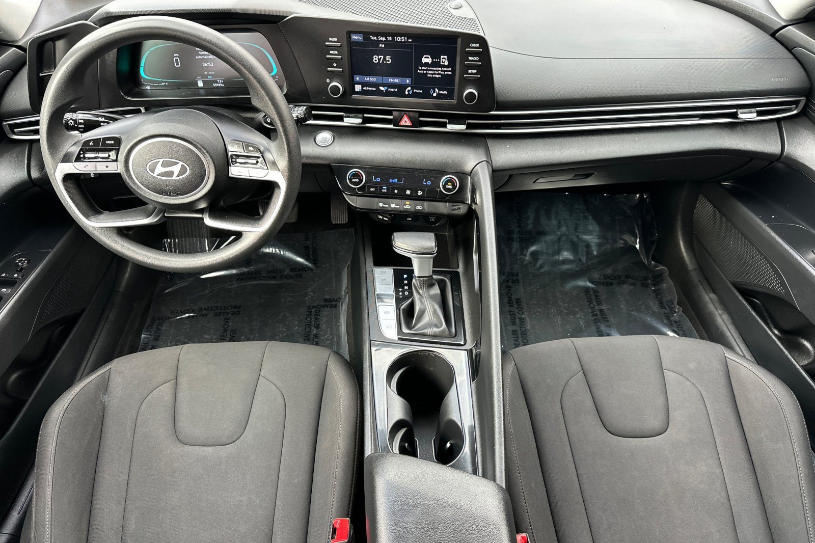Used 2025 Hyundai Elantra Hybrid FWD image 14