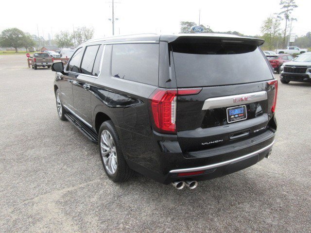 Used 2023 GMC Yukon XL Denali w/ LPO, Floor Liner Package image 7