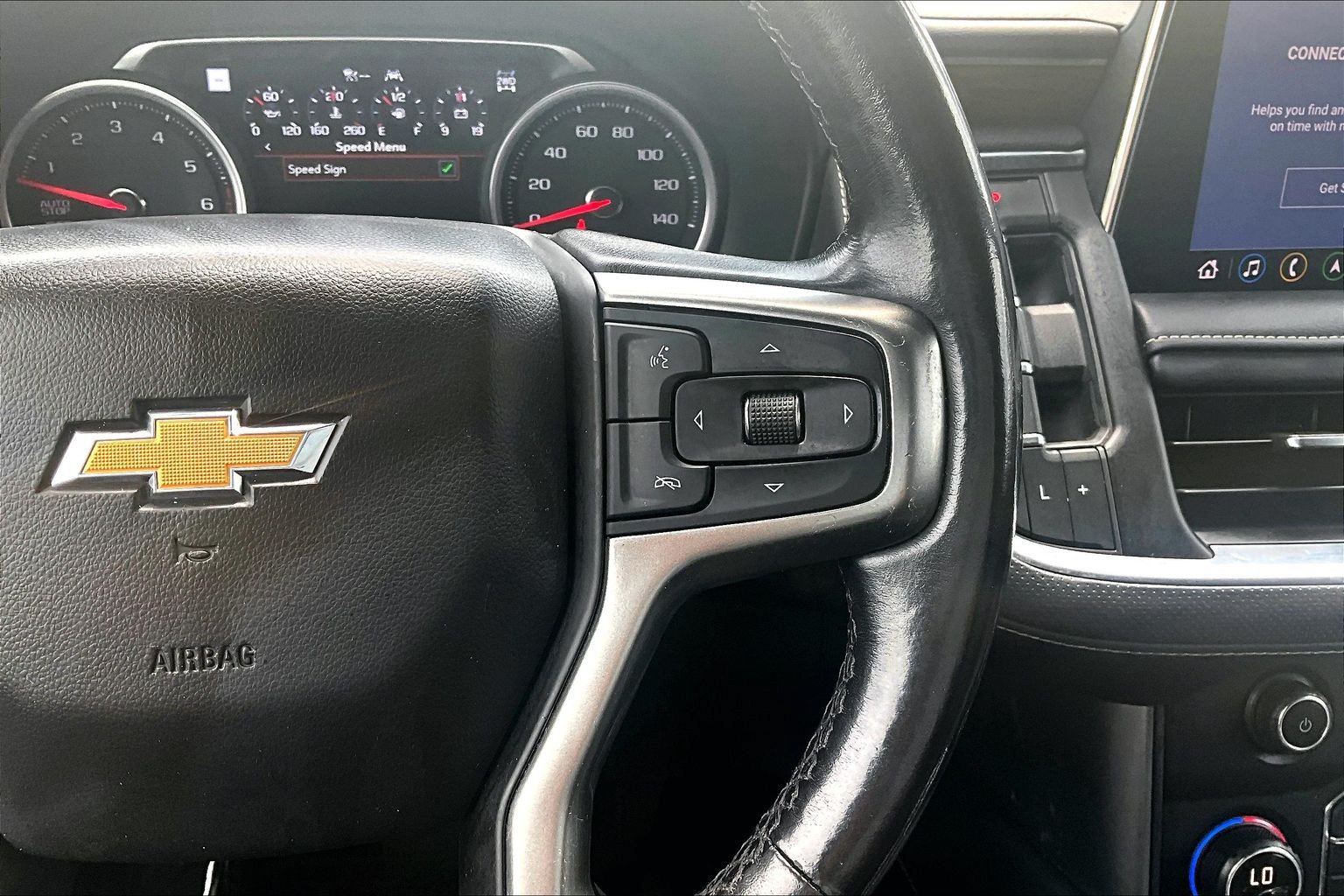 Used 2021 Chevrolet Suburban Premier w/ Premium Package AWD/4WD image 19