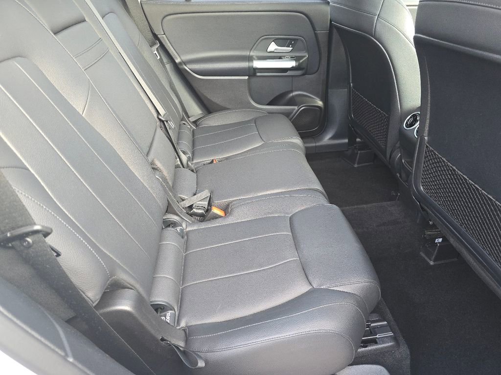 Used 2020 Mercedes-Benz GLB 250 4MATIC image 20