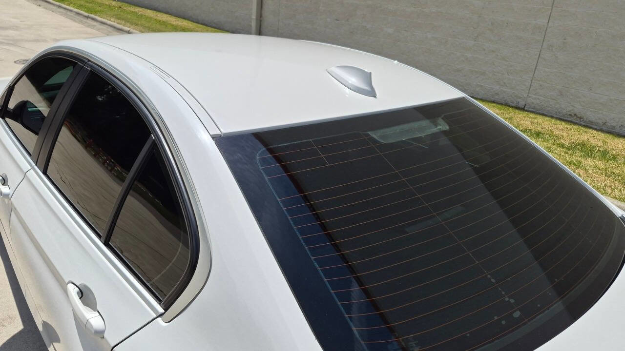 Used 2015 BMW 320i Sedan RWD image 19