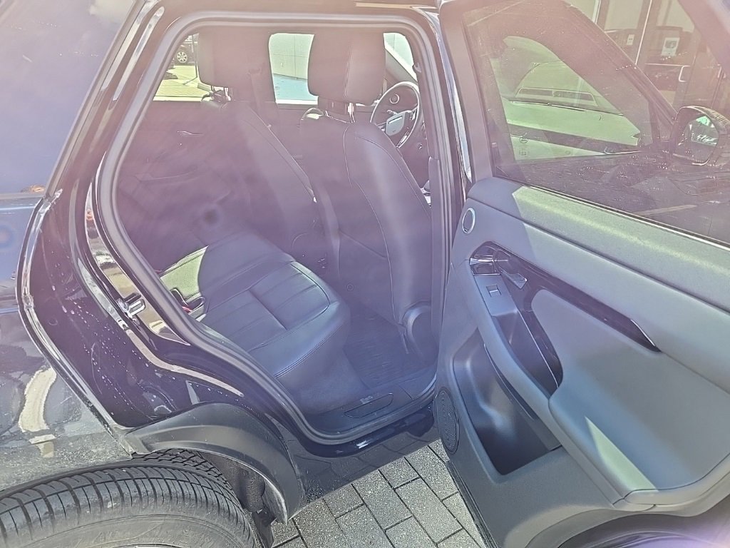 Used 2025 Land Rover Range Rover Evoque S image 17