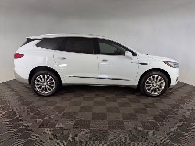 Used 2021 Buick Enclave Essence w/ Sound and Sites Package image 10