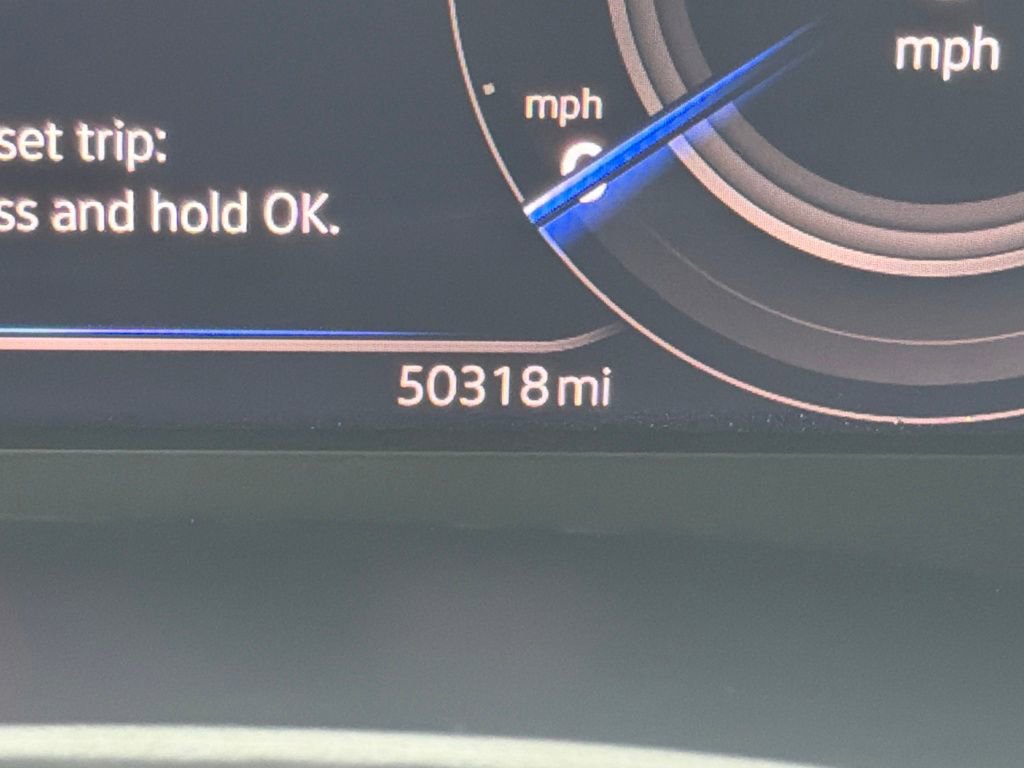 Used 2022 Volkswagen Atlas Cross Sport SE w/ Black Wheel Package image 19