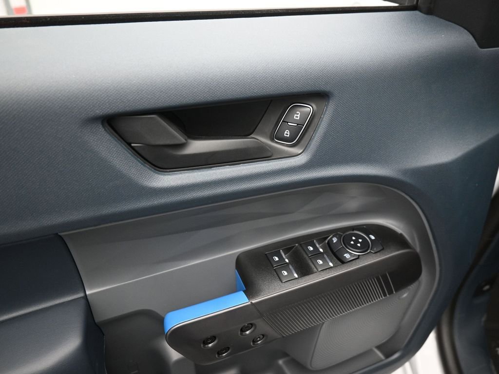 New 2025 Ford Maverick Lobo image 8