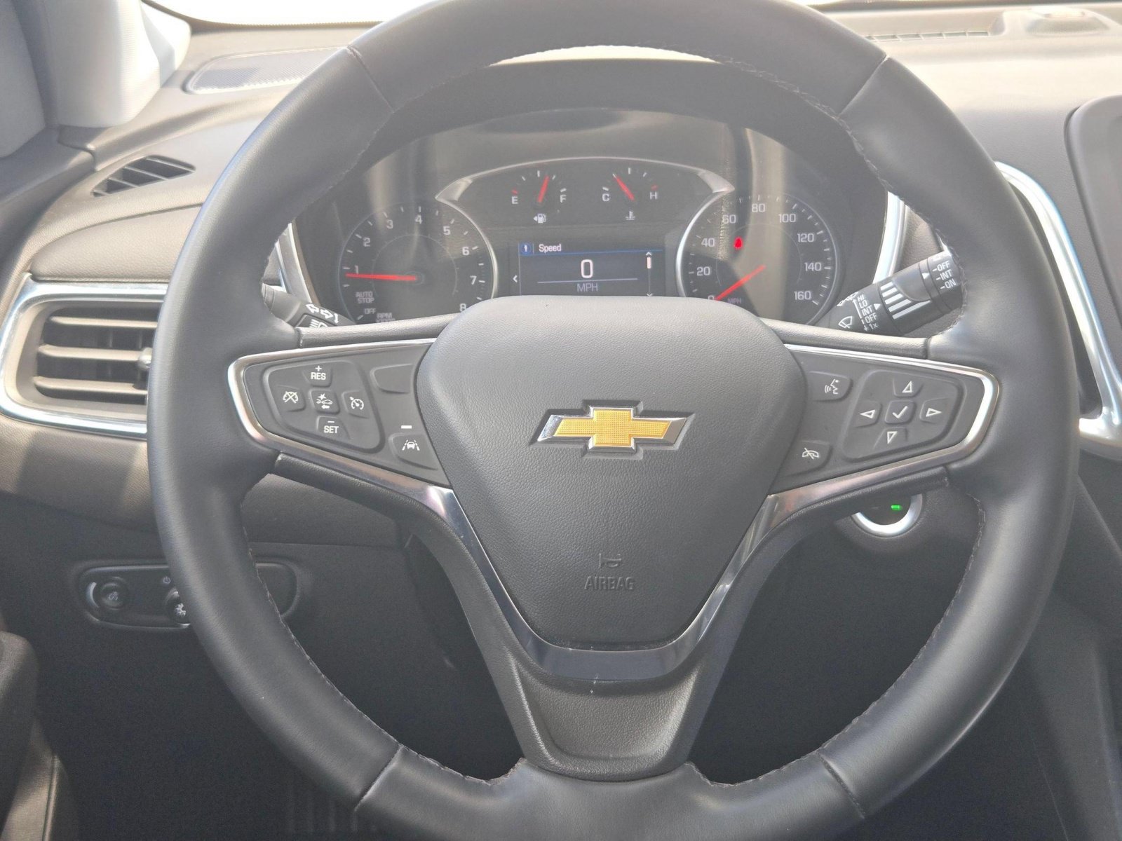 Used 2024 Chevrolet Equinox LT FWD image 18