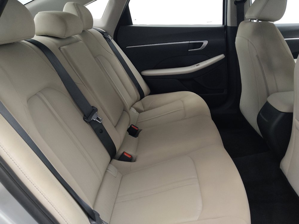 Used 2025 Hyundai Sonata SEL FWD image 19