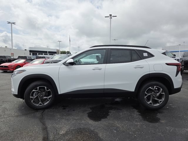 New 2026 Chevrolet Trax LT w/ LT Convenience Package FWD image 10