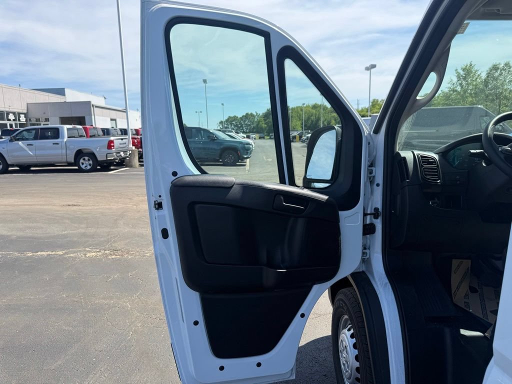 New 2026 RAM ProMaster 1500 FWD image 10