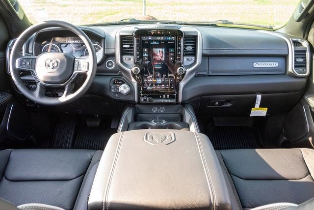 New 2026 RAM 1500 Laramie AWD/4WD image 21