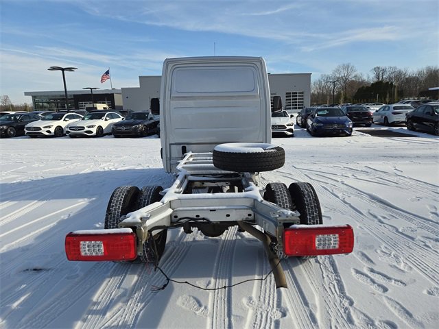 Used 2017 Mercedes-Benz Sprinter 3500 image 4