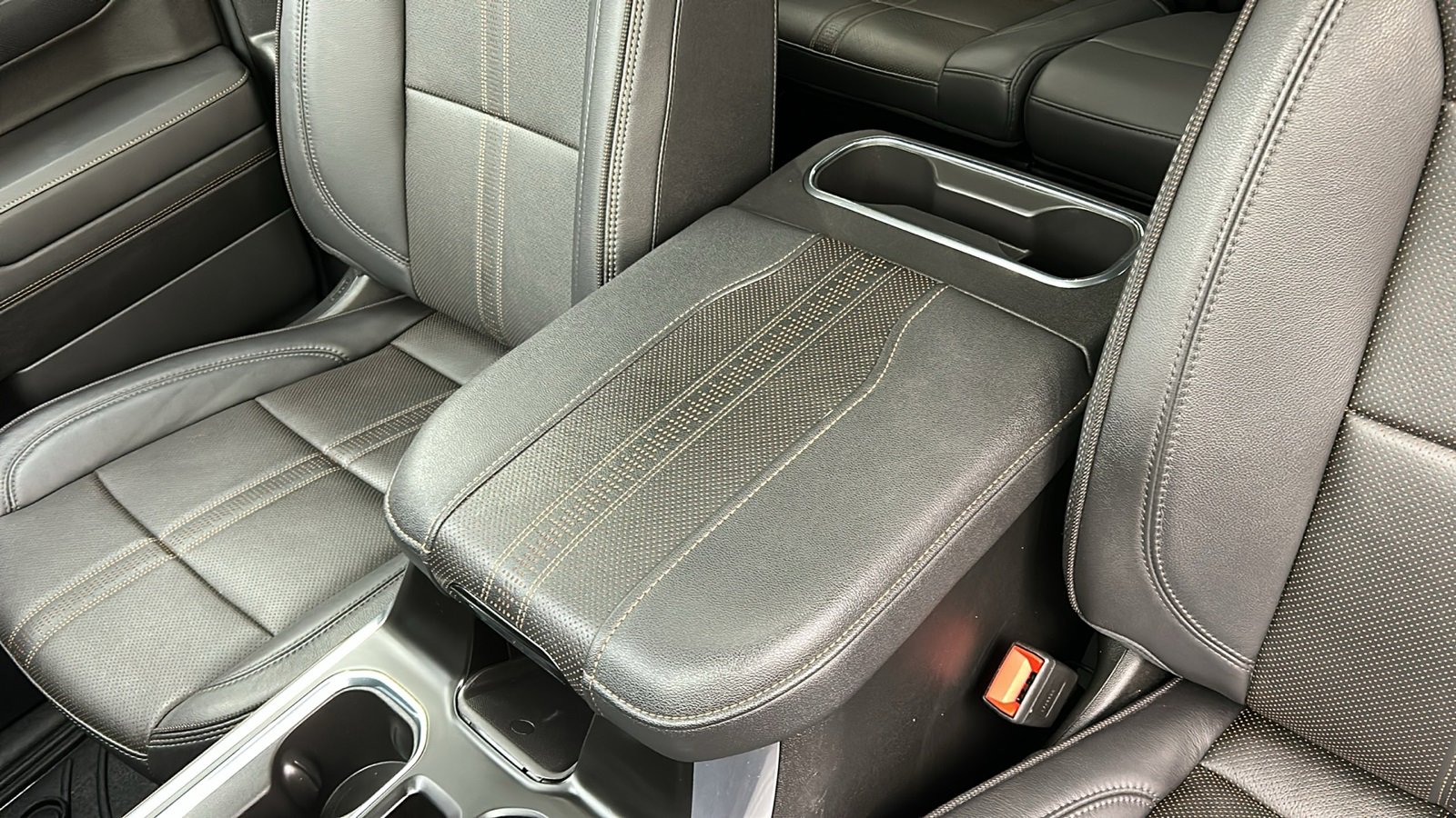 Used 2023 Chevrolet Silverado 1500 High Country w/ High Country Premium Package image 27