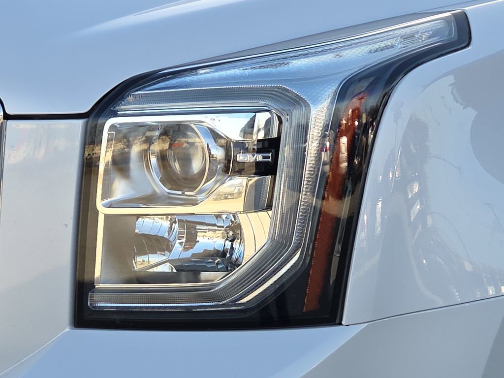 Used 2020 GMC Yukon Denali w/ Open Road Package image 4