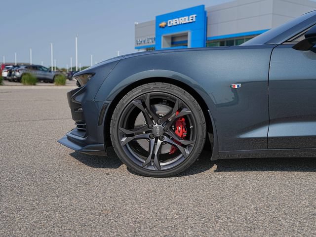Used 2022 Chevrolet Camaro SS RWD image 16