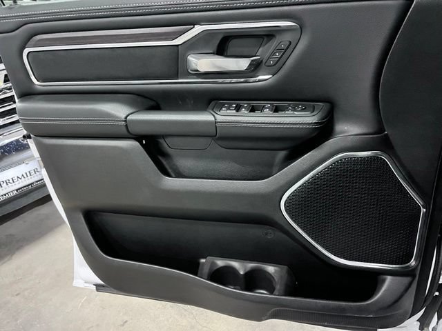 Used 2026 RAM 1500 Laramie AWD/4WD image 22