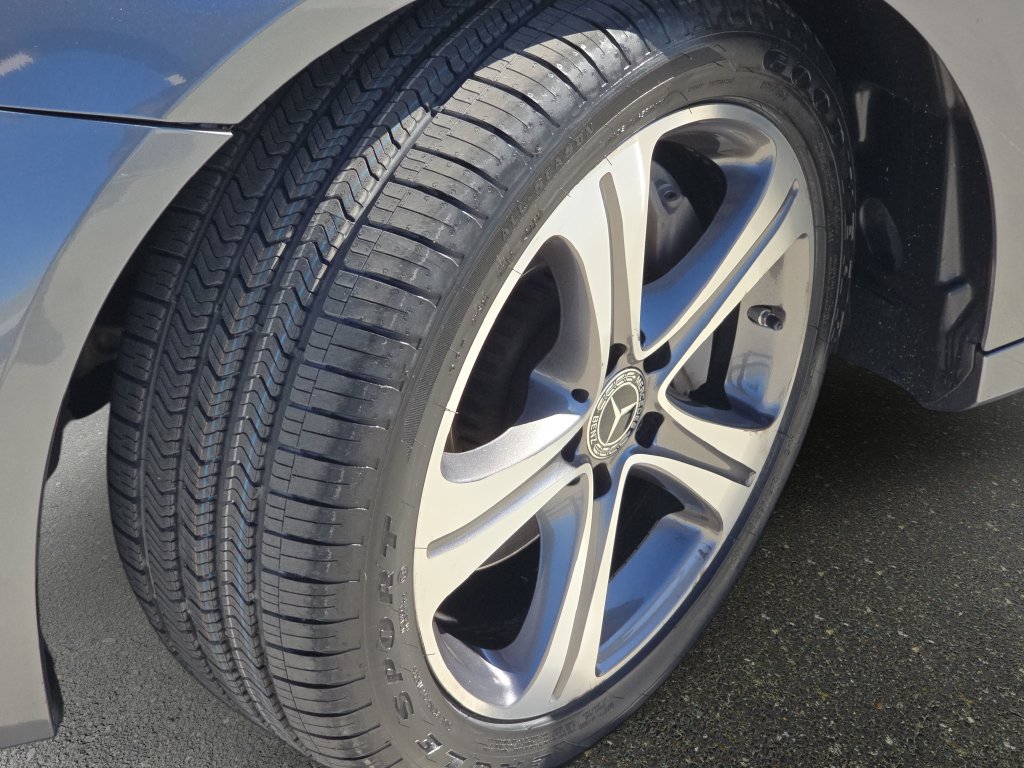 Used 2020 Mercedes-Benz E 350 Sedan image 36